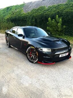 Dodge charger 6.2 SRT Hellcat