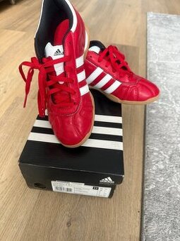 Predám červené tenisky Adidas veľkosť 36 2/3