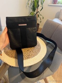 Tommy Hilfiger pánska ladvinka