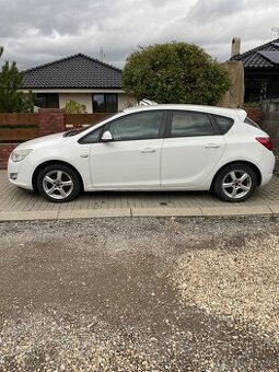 Opel Astra 1,3 CDTI eco flex