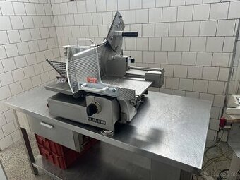 Automatický nárezový stroj Scharfen