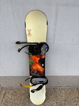 Snowboard + topánky