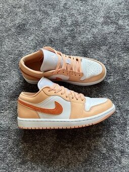 Nike Air Jordan 1 low