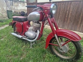Patina Jawa 250 typ 559 rv 67 platne doklady biele spz