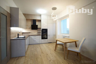 Na prenájom 2 izbový byt v novostavbe s parkovacím miestom, 