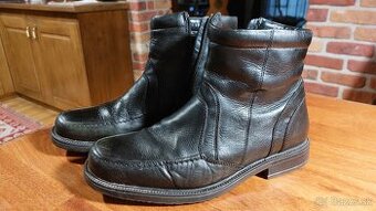 Zimné kožené zateplené čižmy veľkosť 40