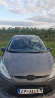 Predám Ford Fiesta 1,6 88kw ST úprava.