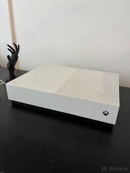 Xbox one s 1TB