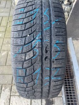 215/55 R17 zimné Nokian