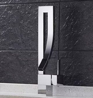 Batéria kúpeľňová vysoká luxusná chrómová