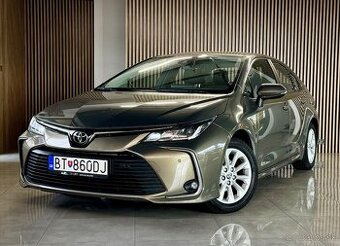 Toyota Corolla 1.5 Benzín 2022/Odpočet DPH/Slovák