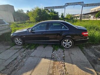 E250