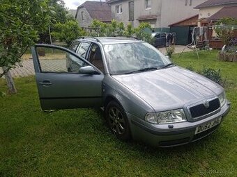 Skoda Octavia 1 Laurin Klement anglická