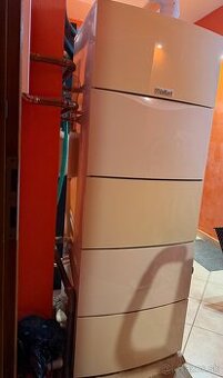 Predám kondenzačný plynový kotol s bojlerom - VAILLANT