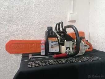 STIHL MS250 s príslušenstvom