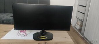Monitor LG 25UM58. používaný..