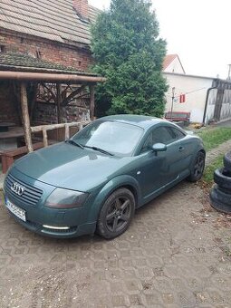 Predam audi TT