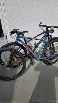 2x Specialized