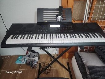 Casio WK7600 workstation