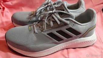 Adidas č.42