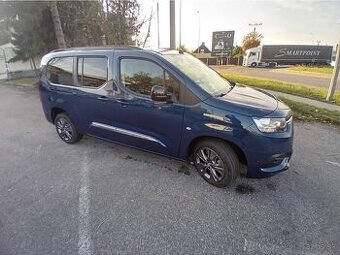 Toyota Proace City Verso VIP 1,5D 131k/96kw AT 6700KM