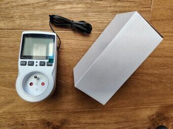 Predám digital termostat zásuvkový AC230V-16A URZ4055 ExtSn