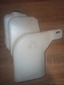 Nádržka ostrekovača s motorčekom – Opel Insignia - 1