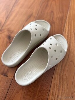 CROCS slapky