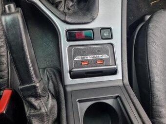 USB nabíjačka BMW E39