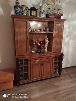 Predám skriňu a komodu