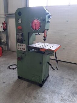 Vertikálna pásová píla s plynulým nastavením Pásová píla na