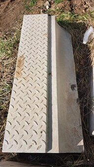 Predám zástavkové obrubníky BUS