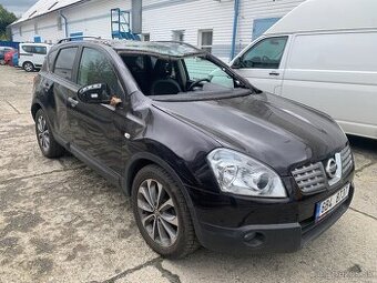 Nissan Qashqai 2,0 benzin,r.v.2010,automat