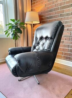 Retro otočné kreslo -  čierne