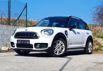 Predám  Mini Countryman Cooper S E ALL4 A/T PLUG IN HYBRID