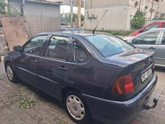 Predam VW polo clasic - 1