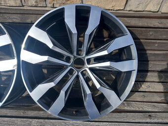 5x112 R20 Suzuka na Tiguan