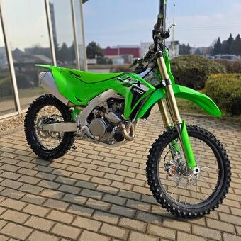 Kawasaki KX 450 - 0 mth - brembo brzdy - akcia