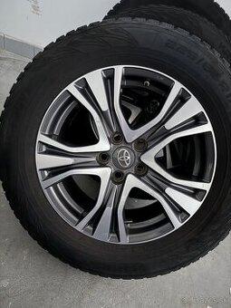 TOYOTA 225/65 R17