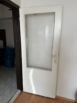 Darujem stare dvere za odvoz