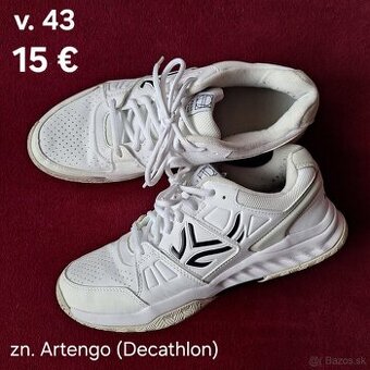 BOTASKY v. 43 zn. Artengo (Decathlon) 15 €
