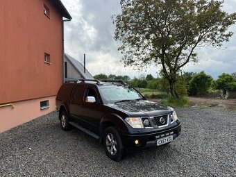 DOVOZ GB- Nissan Navara 2.5 DCI