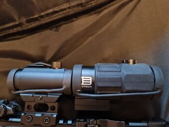 Kolimator a Magnifier