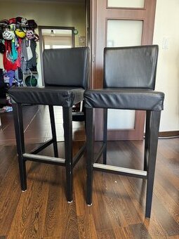 Barovy jedalensky set - stol a stolicky