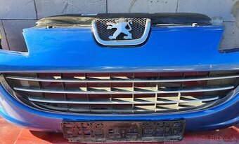 Predný nárazník Peugeot 407