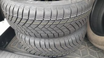 Nové zimné pneumatiky obuté na nových plechových diskoch