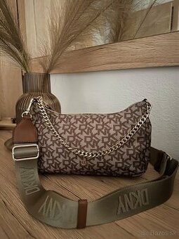 Kabelka crossbody DKNY