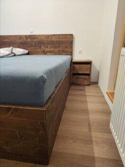 Predám manželské postele z masívu