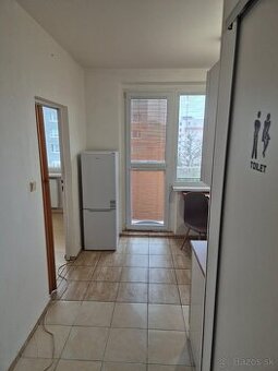 1 izbový byt Trebišov prenájom - 1