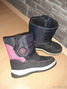 značkové dievčenské čižmy Cortina č.34